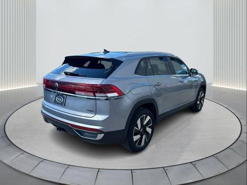 2024 Volkswagen Atlas Cross Sport 2.0T SE w/Technology 4MOTION