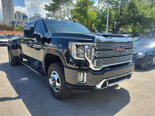 Onyx Black 2022 GMC Sierra 3500 Denali