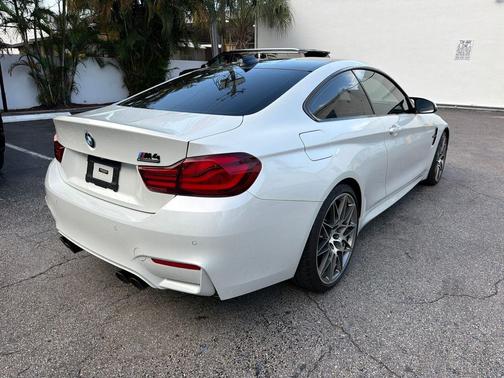 Mineral White Metallic 2020 BMW M4 Base