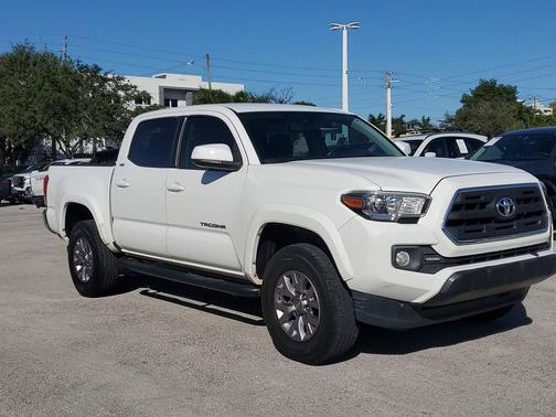 2017 Toyota Tacoma SR5