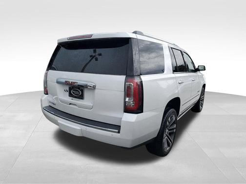 White Frost Tricoat 2020 GMC Yukon Denali