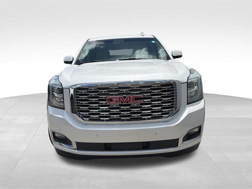White Frost Tricoat 2020 GMC Yukon Denali