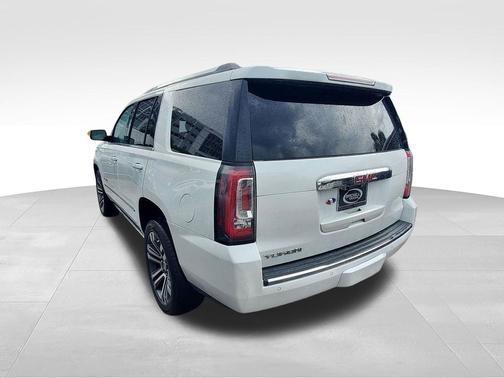 White Frost Tricoat 2020 GMC Yukon Denali