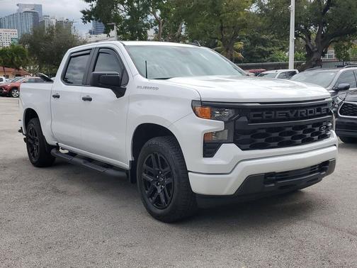 2024 Chevrolet Silverado 1500 Custom