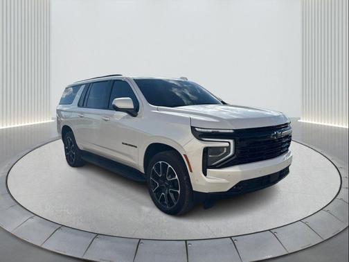 2025 Chevrolet Suburban RST