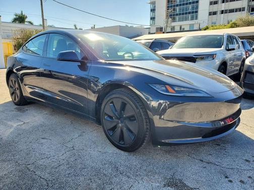 2025 Tesla Model 3 Long Range