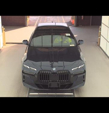 2024 BMW 760 xDrive