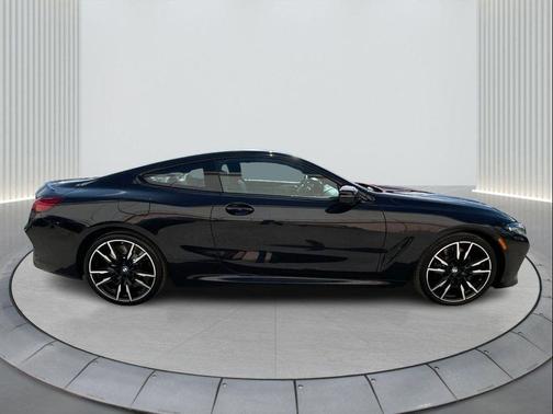2025 BMW M850 xDrive