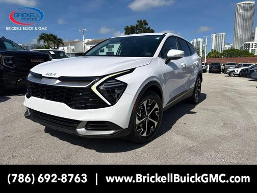 Glacial White Pearl 2024 Kia Sportage EX