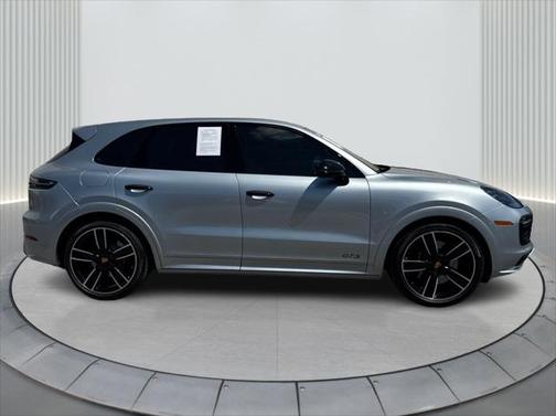 2021 Porsche Cayenne GTS