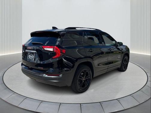 2024 GMC Terrain AWD AT4