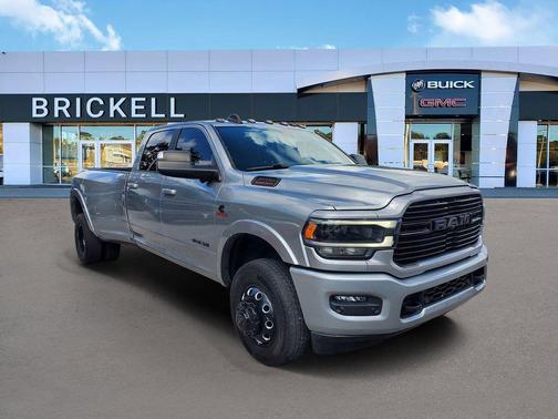Billet Silver Metallic Clearcoat 2020 RAM 3500 Laramie Crew Cab 4x4 8' Box