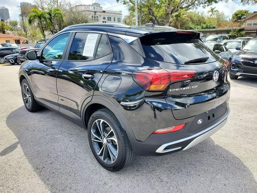 2022 Buick Encore GX Select