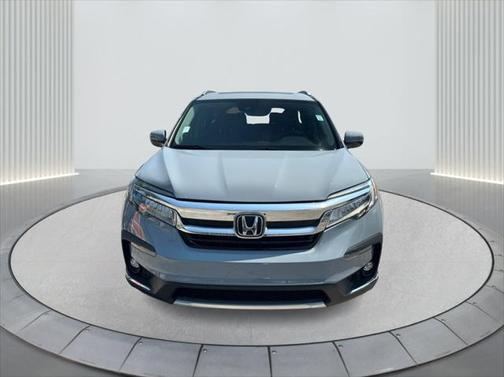 2022 Honda Pilot Touring 8-Passenger