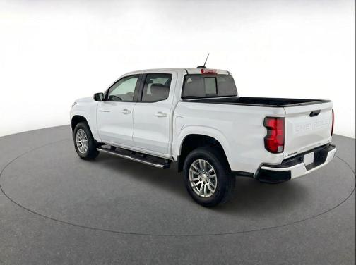 Summit White 2023 Chevrolet Colorado LT