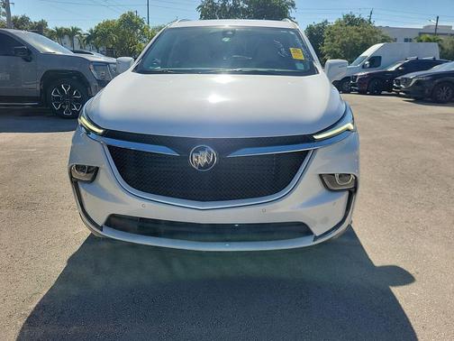 2024 Buick Enclave Essence FWD