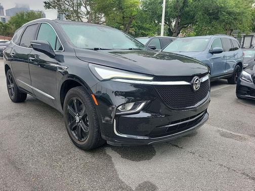 2024 Buick Enclave Essence FWD