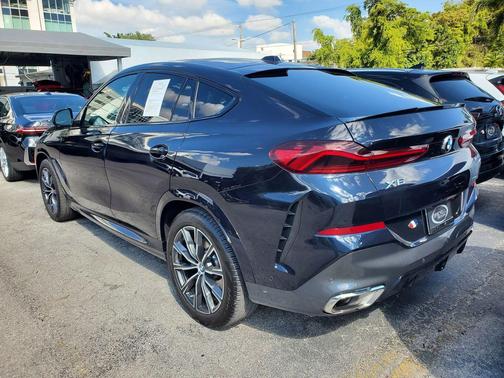 Tanzanite Blue II Metallic 2024 BMW X6 xDrive40i