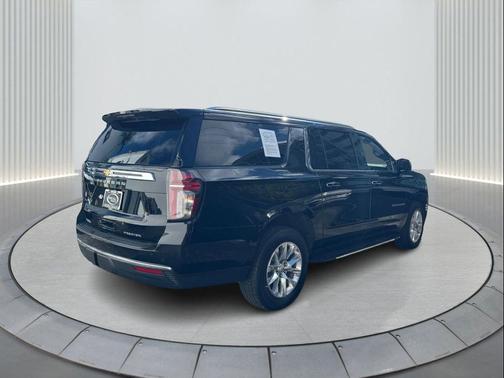 2024 Chevrolet Suburban Premier