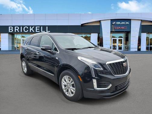 Stellar Black Metallic 2023 Cadillac XT5 Luxury