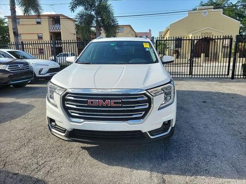 2022 GMC Terrain SLT