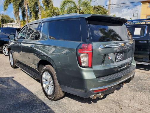2023 Chevrolet Suburban Premier