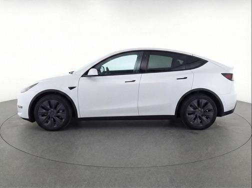 2025 Tesla Model Y Long Range Dual Motor All-Wheel Drive