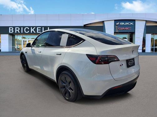 2025 Tesla Model Y Long Range Dual Motor All-Wheel Drive