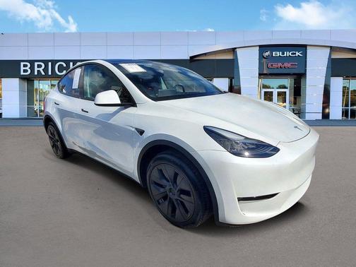 2025 Tesla Model Y Long Range Dual Motor All-Wheel Drive
