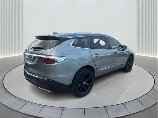 2023 Buick Enclave Essence FWD