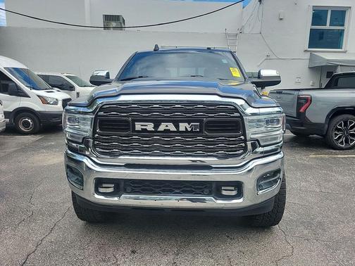 2020 RAM 2500 Limited Mega Cab 4X4 6'4' Box