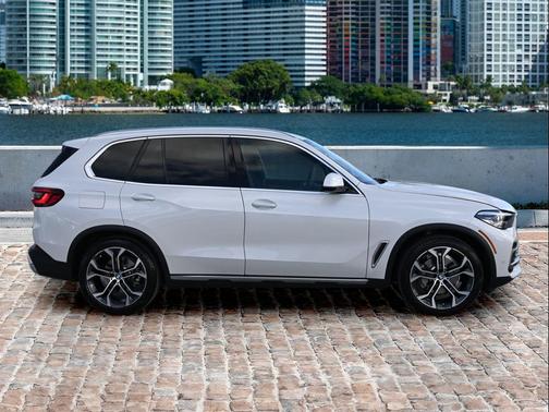 2023 BMW X5 sDrive40i