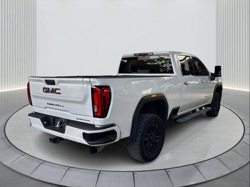 2022 GMC Sierra 2500 Denali