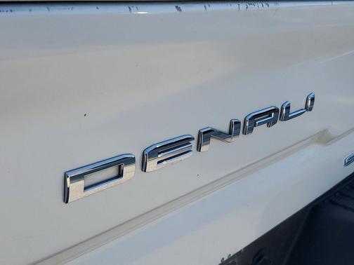 2022 GMC Sierra 2500 Denali