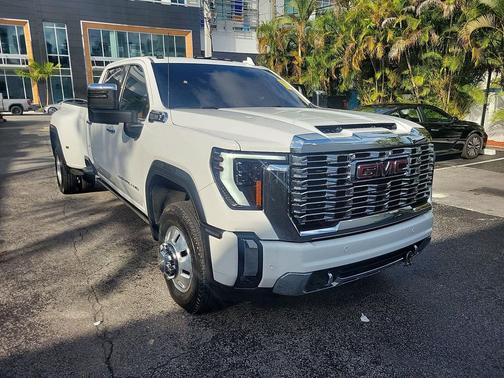 2024 GMC Sierra 3500 Denali