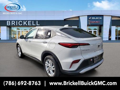 Summit White 2026 Buick Envista Preferred FWD