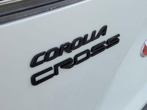 2023 Toyota Corolla Hybrid SE