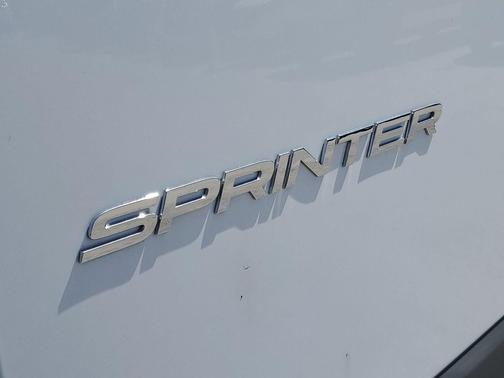 Arctic White 2024 Mercedes-Benz Sprinter 2500 Standard Roof