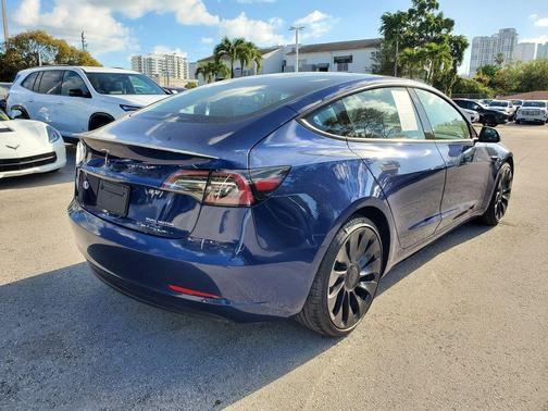 2023 Tesla Model 3 Performance