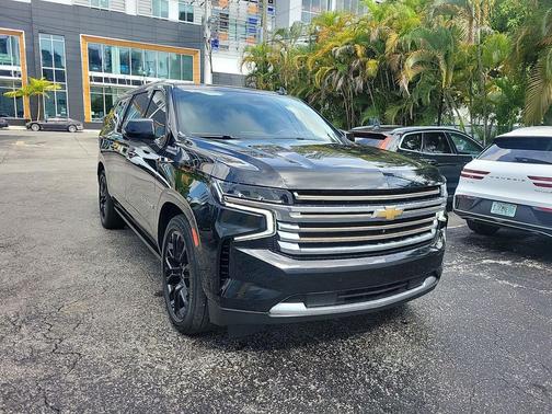 Black 2023 Chevrolet Suburban 2WD High Country