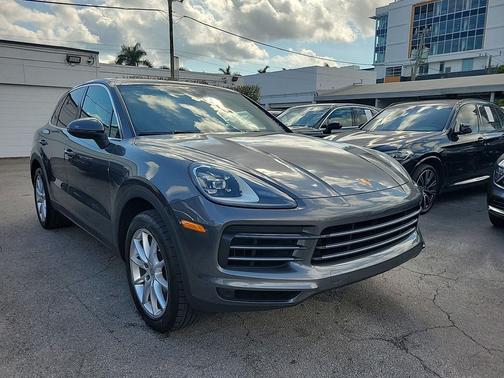 2022 Porsche Cayenne Cayenne