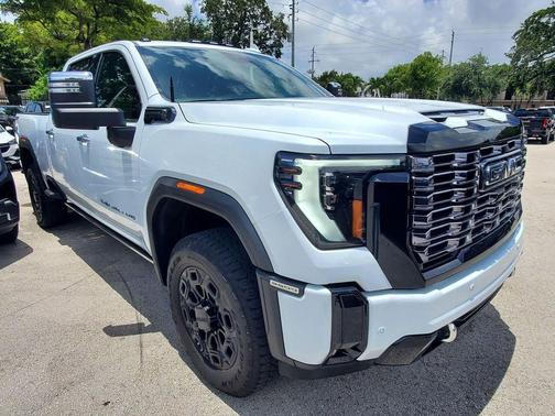 Glacier White Tricoat 2026 GMC Sierra 3500 Denali