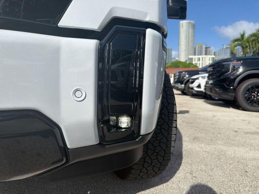 Glacier White Tricoat 2026 GMC Sierra 3500 Denali