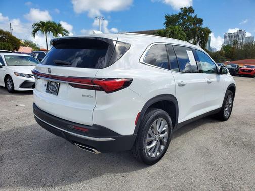 2025 Buick Enclave Preferred FWD
