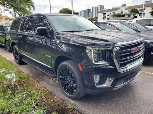 Onyx Black 2023 GMC Yukon XL SLT