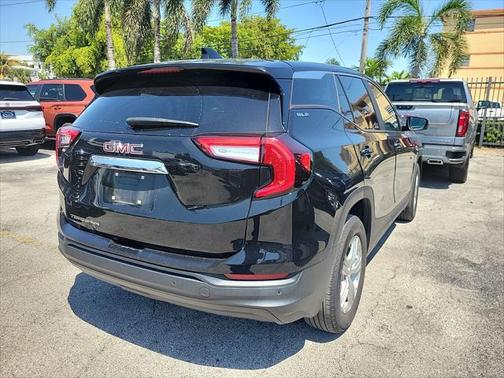 2022 GMC Terrain SLE