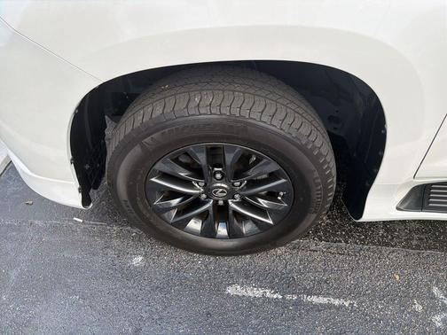 2023 Lexus GX 460 Premium