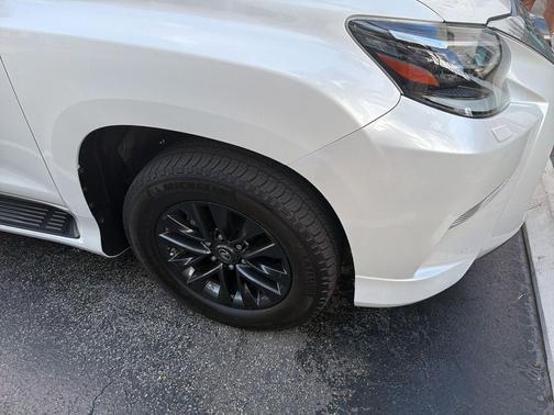 2023 Lexus GX 460 Premium