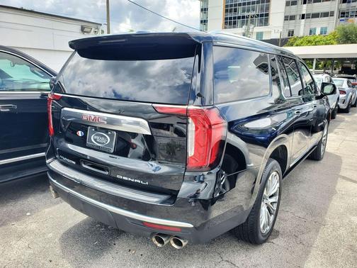 2023 GMC Yukon XL Denali