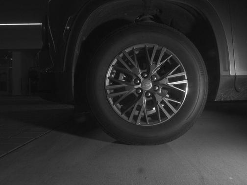 2024 Chevrolet Traverse LS